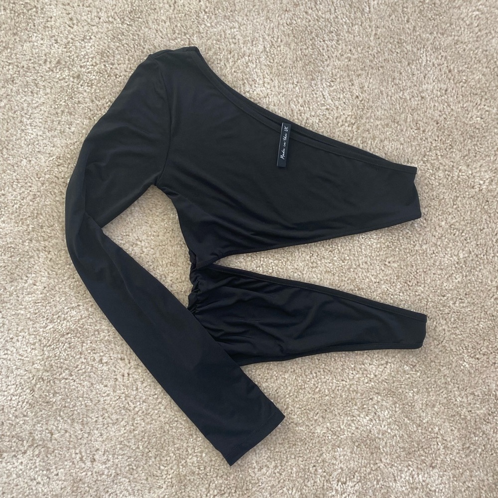 Black One-Shoulder Cut-Out Crop Top Size 6